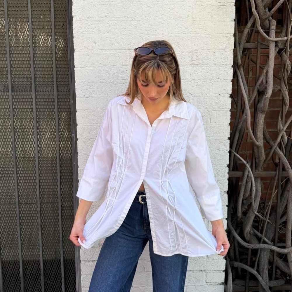Edward… woman White button up blouse with runched corset style front